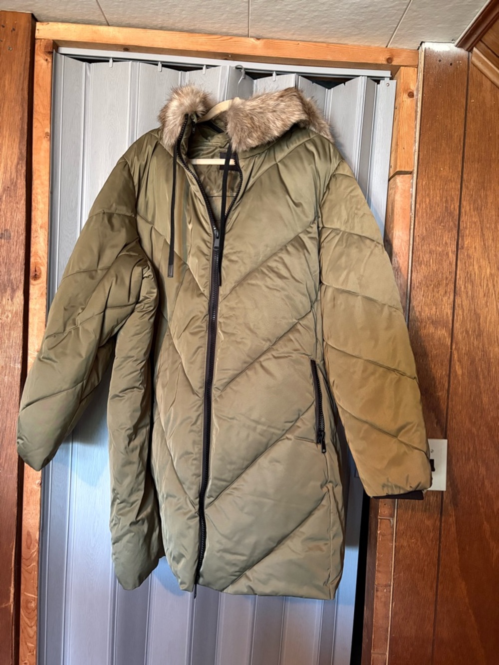 Olive Faux-Fur Trim Quilted Puffer Coat - Women Lane Bryant 26/28